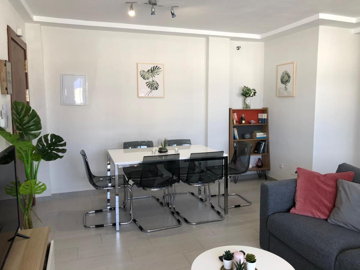 Victoria Luxury Beachfront Apartment In Benalmadena Costa Exterior photo