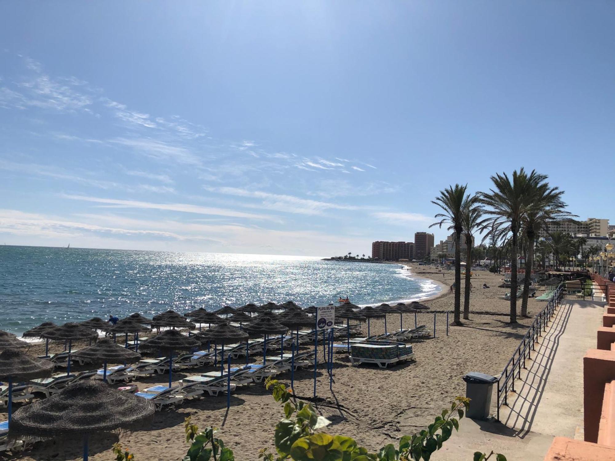 Victoria Luxury Beachfront Apartment In Benalmadena Costa Exterior photo
