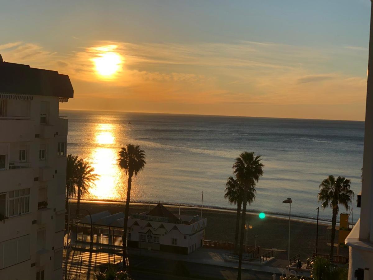 Victoria Luxury Beachfront Apartment In Benalmadena Costa Exterior photo