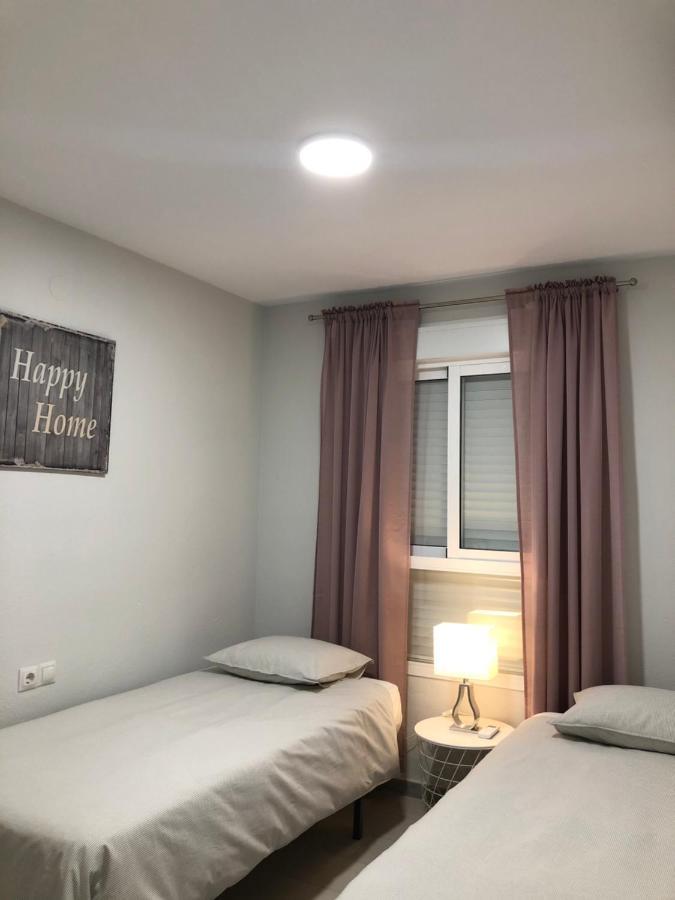 Victoria Luxury Beachfront Apartment In Benalmadena Costa Exterior photo