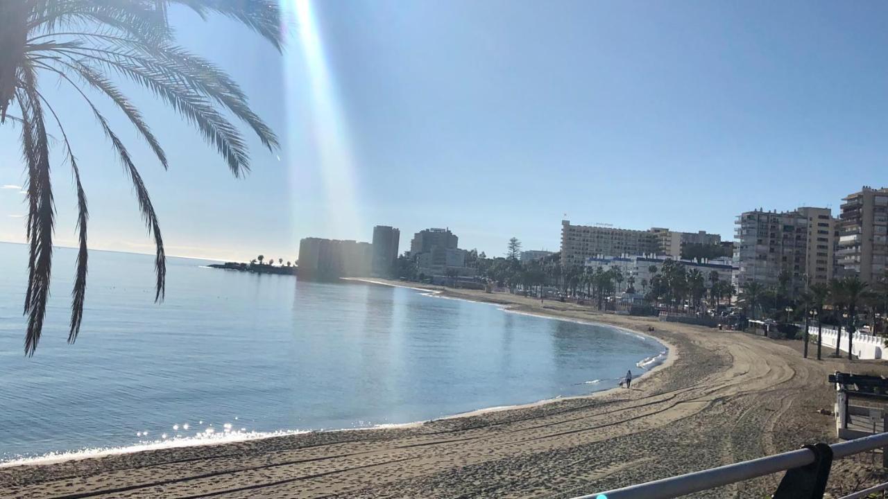 Victoria Luxury Beachfront Apartment In Benalmadena Costa Exterior photo