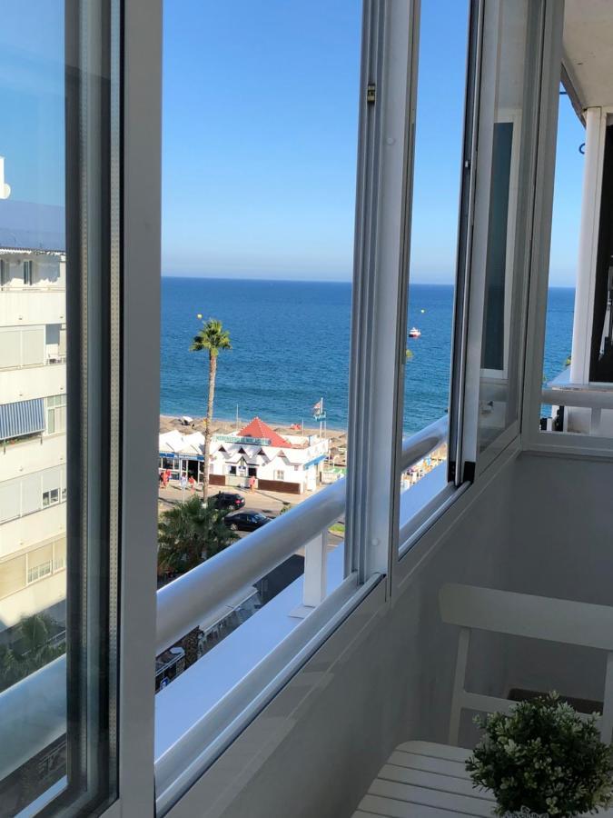 Victoria Luxury Beachfront Apartment In Benalmadena Costa Exterior photo